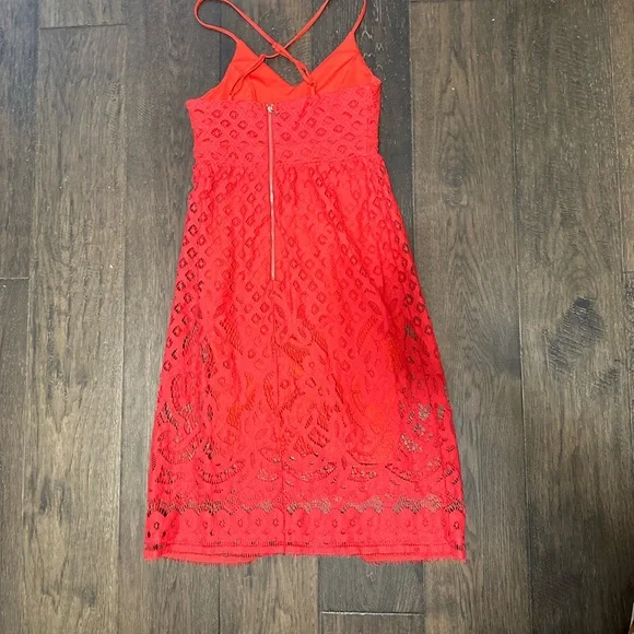 Red spring / summer spaghetti strap dress - Picture 2 of 3